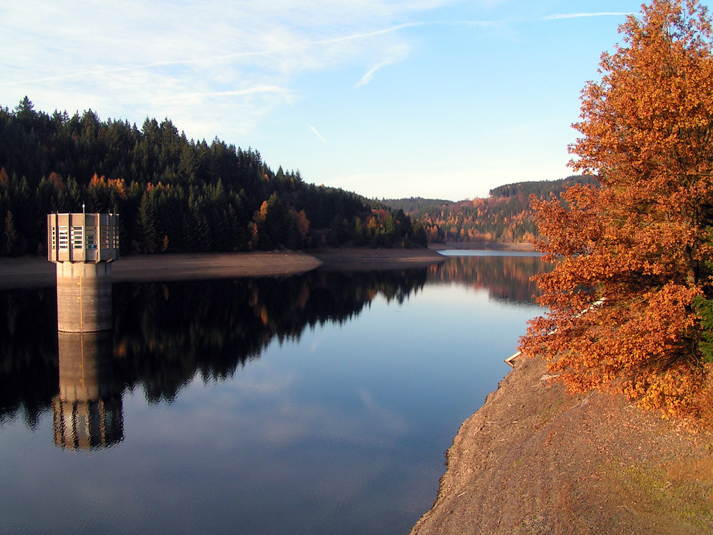 Die Ködeltalsperre im Herbst